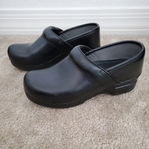 Dansko xp Black Clogs. Sz. 8